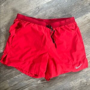 Nike Red Athletic Shorts Lightweight Quick-Drying